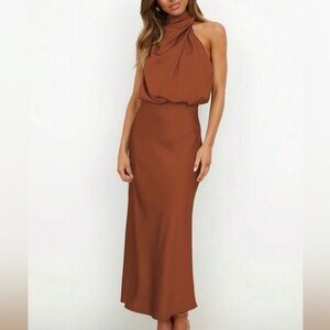Elegant Rust Sleeveless Dress